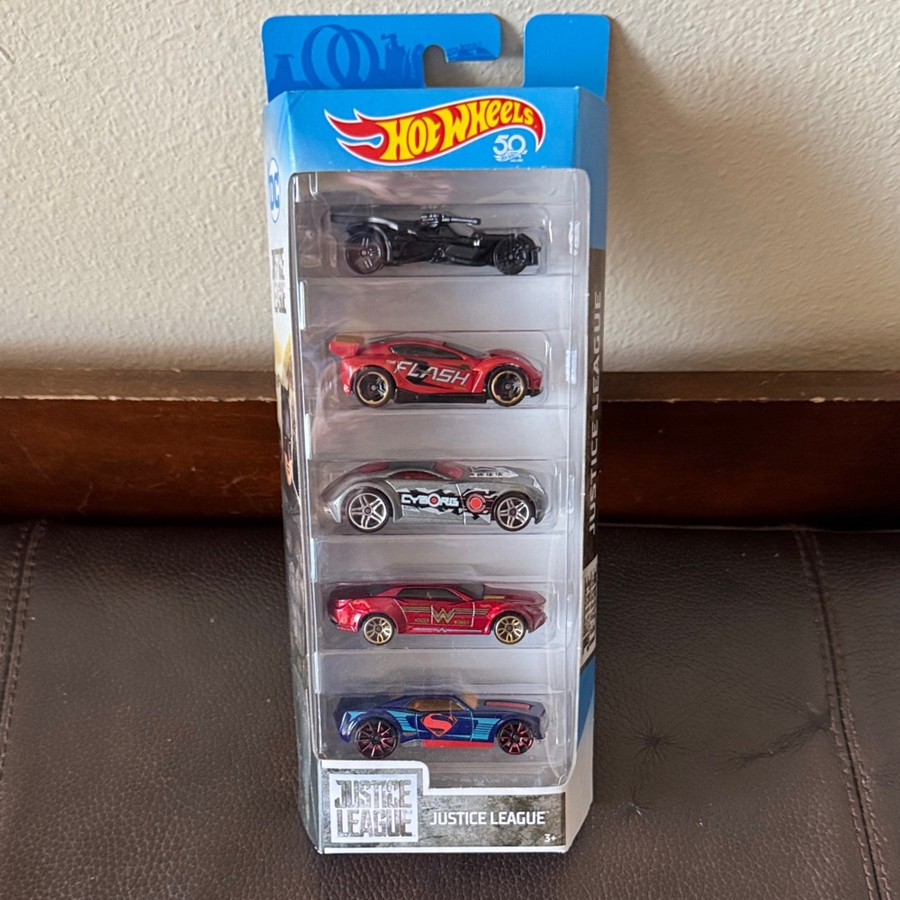 Hot Wheels DC Justice League 5 Pack From Mattel